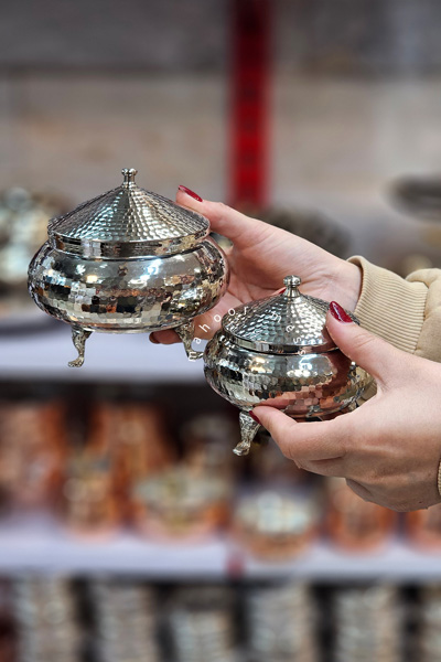 شکلاتخوری و قندان سفینه