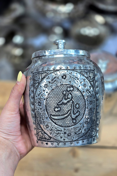 بانکه قلمزنی دستساز یک کیلو سفید
