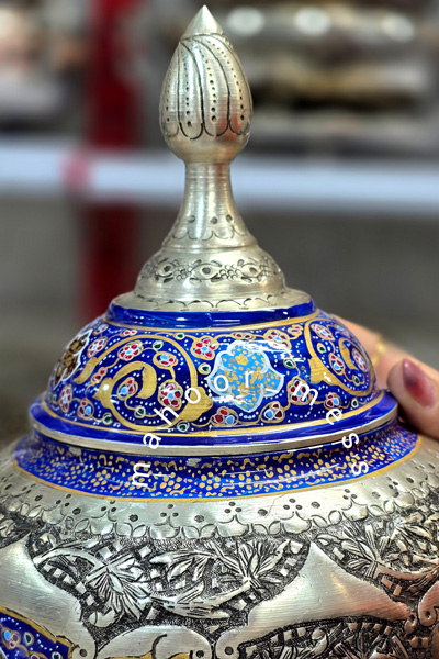 شکلاتخوری سیبی بزرگ قلمزنی مینیاتور تذهیب